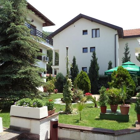 Hotel Dva Bisera Lagadin Bagian luar foto