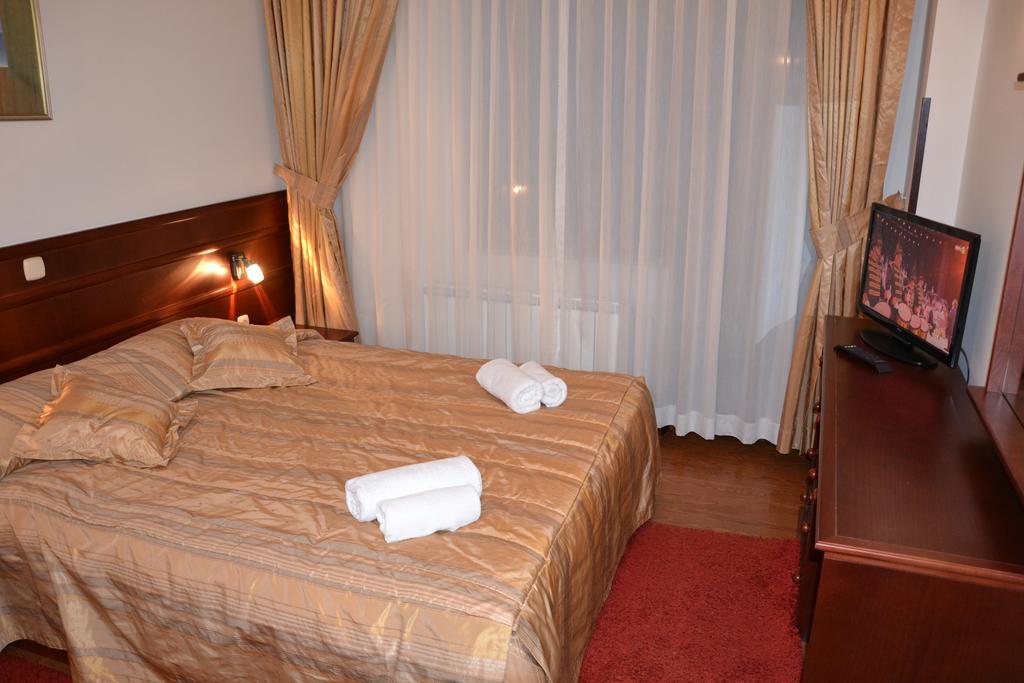 Hotel Dva Bisera Lagadin Bagian luar foto